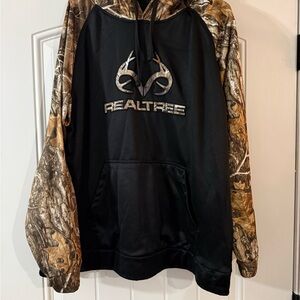 Realtree Camo and Black Hoodie XL
